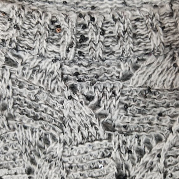 NY Collection Sequin Gray Open stitch Sweater size Large - Picture 4 of 4